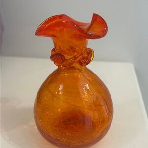 VINTAGE ORANGE CRINKLE SCALLOPED Glass Vase